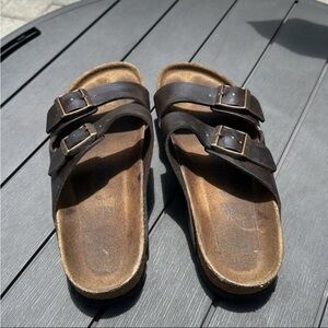 BIRKENSTOCK OILED RUBBED DARK BROWN
DOUBLE BUCKLE SANDALS SIZE 40